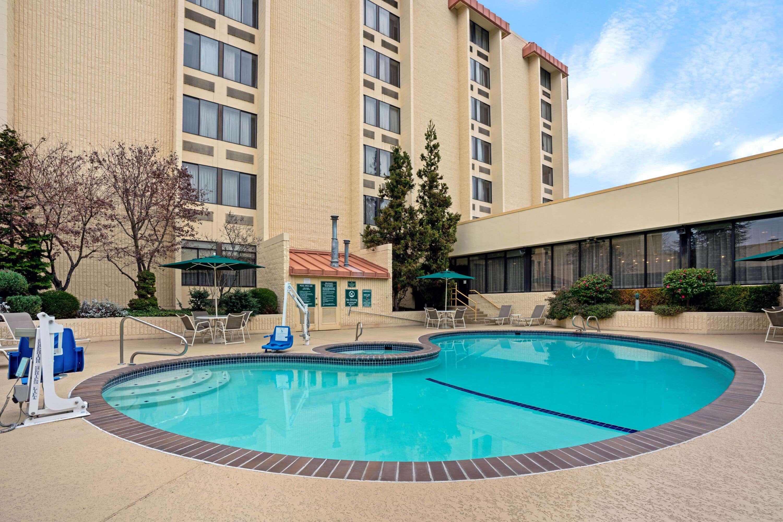 Отель La Quinta By Wyndham Tacoma - Seattle Экстерьер фото