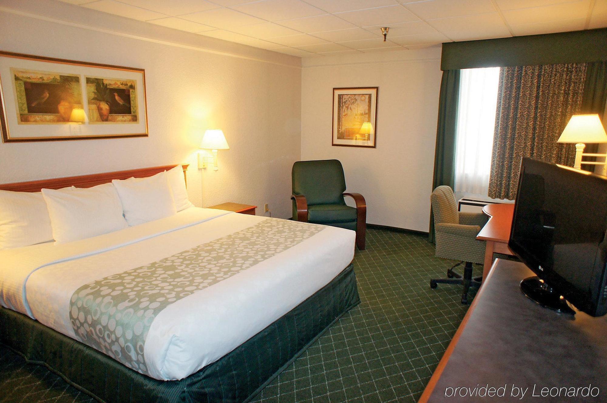 Отель La Quinta By Wyndham Tacoma - Seattle Экстерьер фото