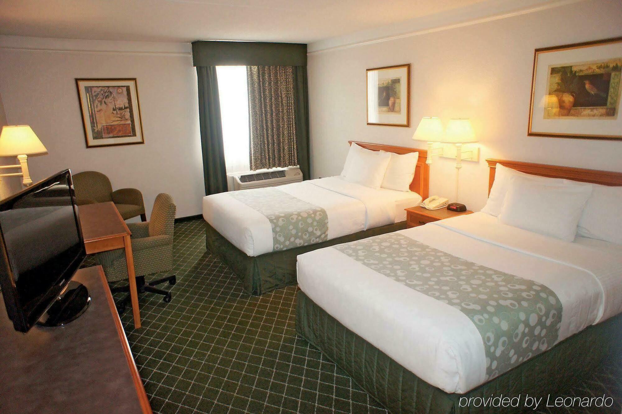 Отель La Quinta By Wyndham Tacoma - Seattle Экстерьер фото