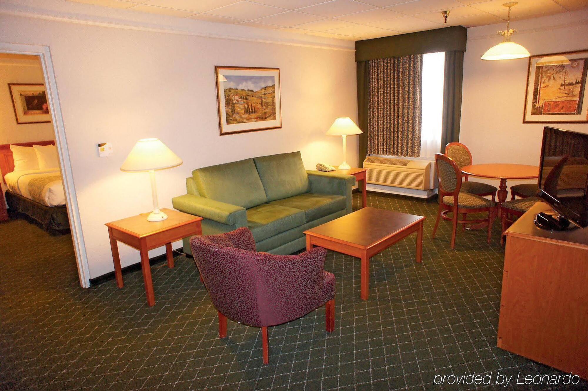Отель La Quinta By Wyndham Tacoma - Seattle Экстерьер фото